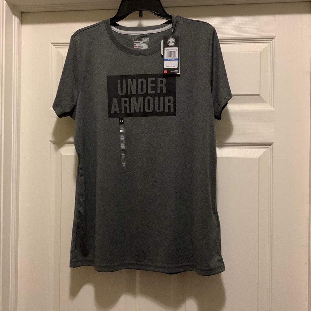 New - Under Armour Womens t-shirt - XL